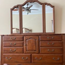 Ethan Allen French Country Dresser