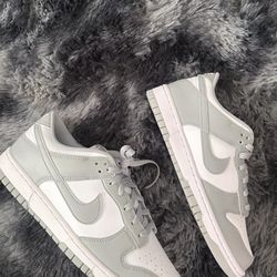 Nike Dunk Low “Smoke Grey”