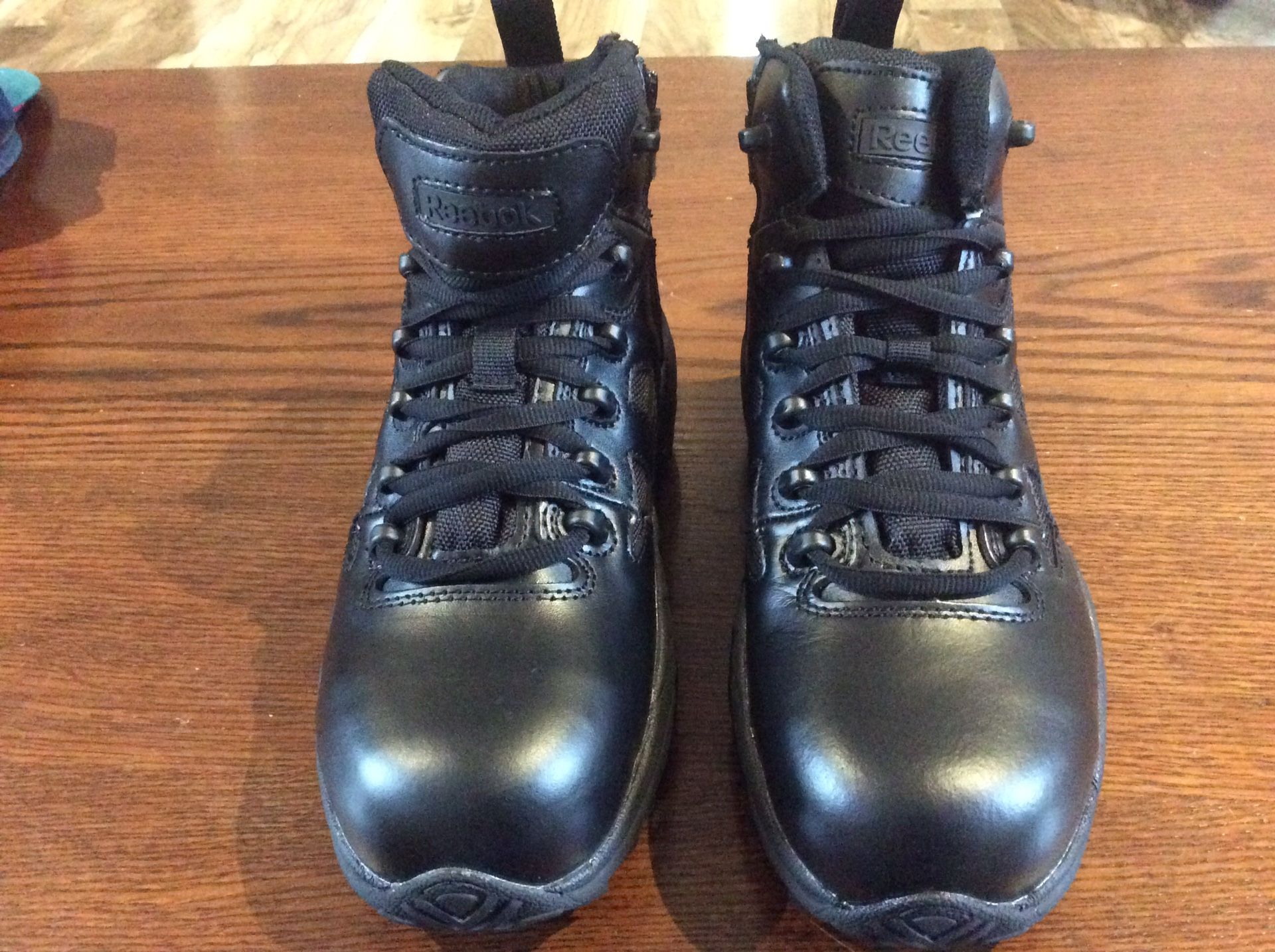 Brand new Reebok 6 inch stealth boots