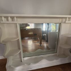Bureau Mirror