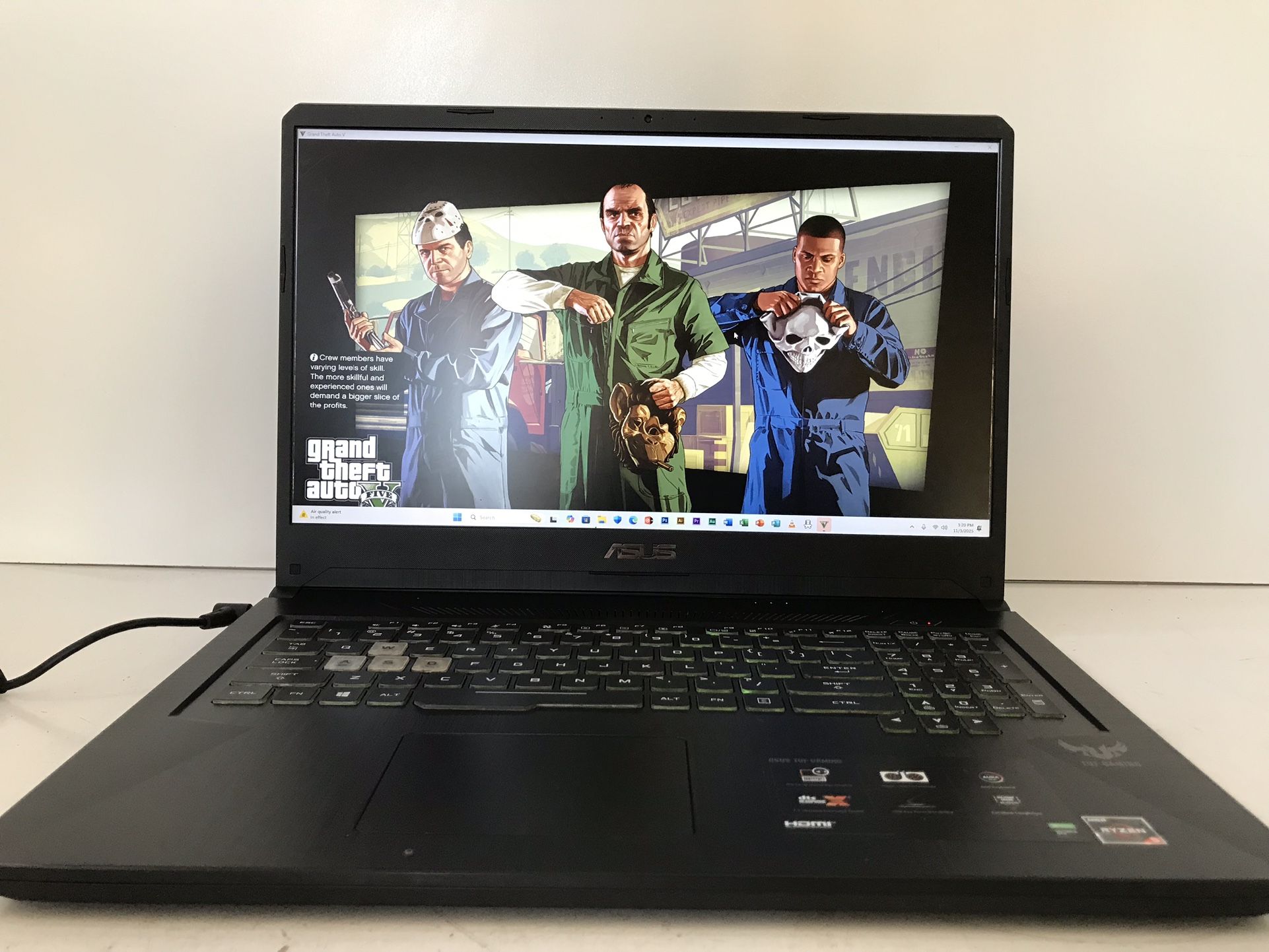 **ASUS Gaming Laptop RYZEN 5 3550H / Nvidia GTX 1060 ** *Asus TUF FX705D. Windows 11 **Price $270**