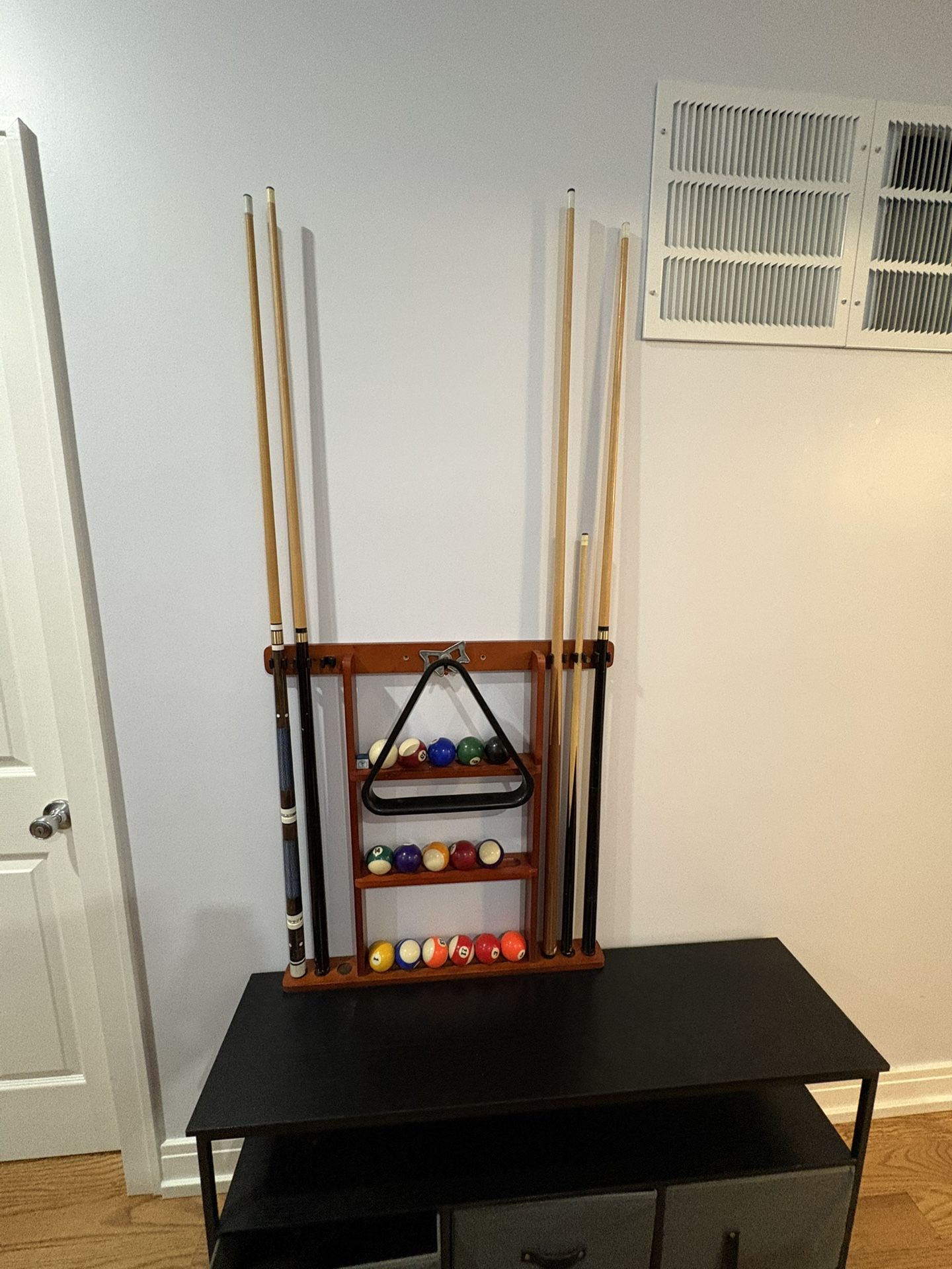 Billiard Wall Rack 