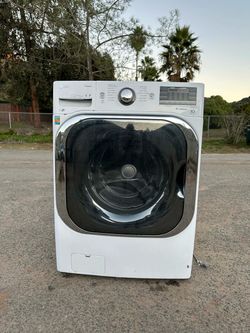 LG washer laundry