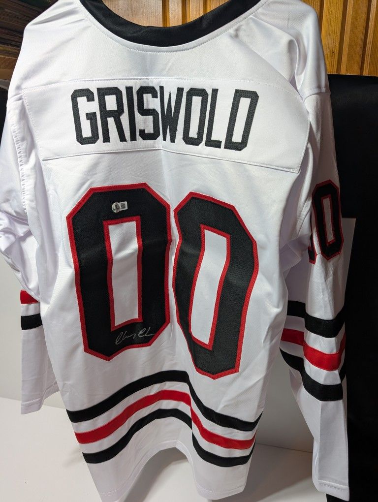 Chevy Chase Signed Griswold 00 White Hockey Jersey Beckett Authenticated Autograph