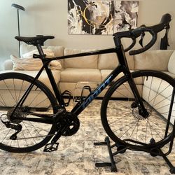 Giant TCR Advanced 2 Road Bike 2023 Size Large w/ Shimano Pedals & Wahoo Sensors by