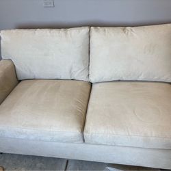Like new 2seat couch connector