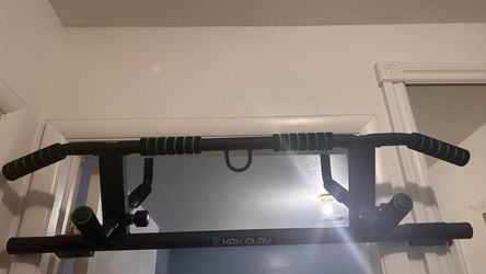 Pull up bar