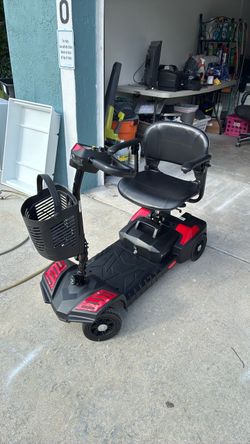 Scout 4 drive mobility scooter