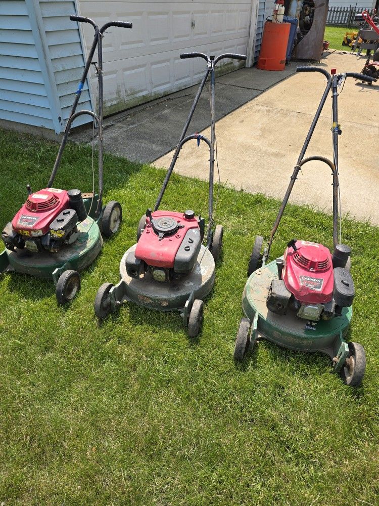 Commercial Push Mowers