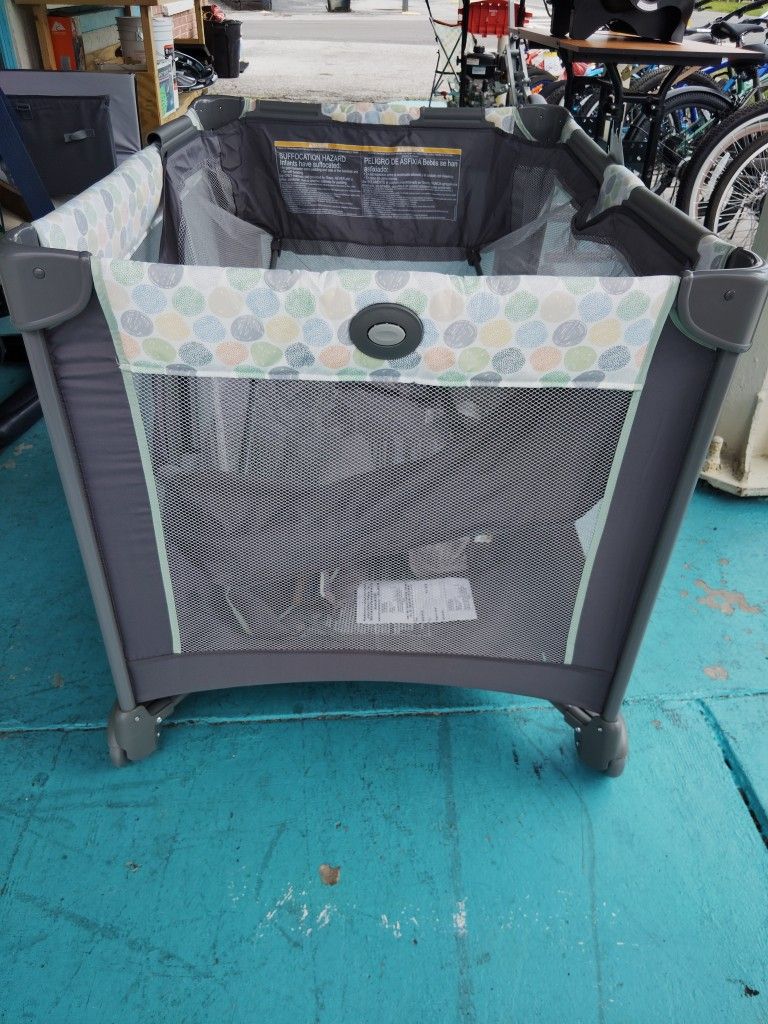 Graco Pack 'N Play