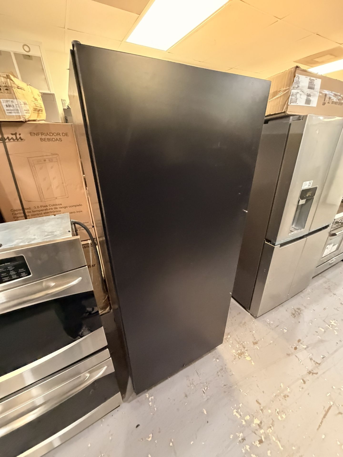 Vinotemp Wine Cooler 30”Inch Dual Zone Solid Door Garage Ready