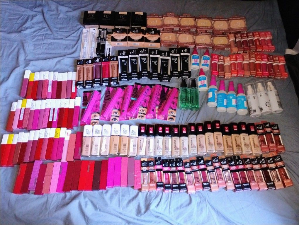 Makeup Bundle #1 ( Read Description)