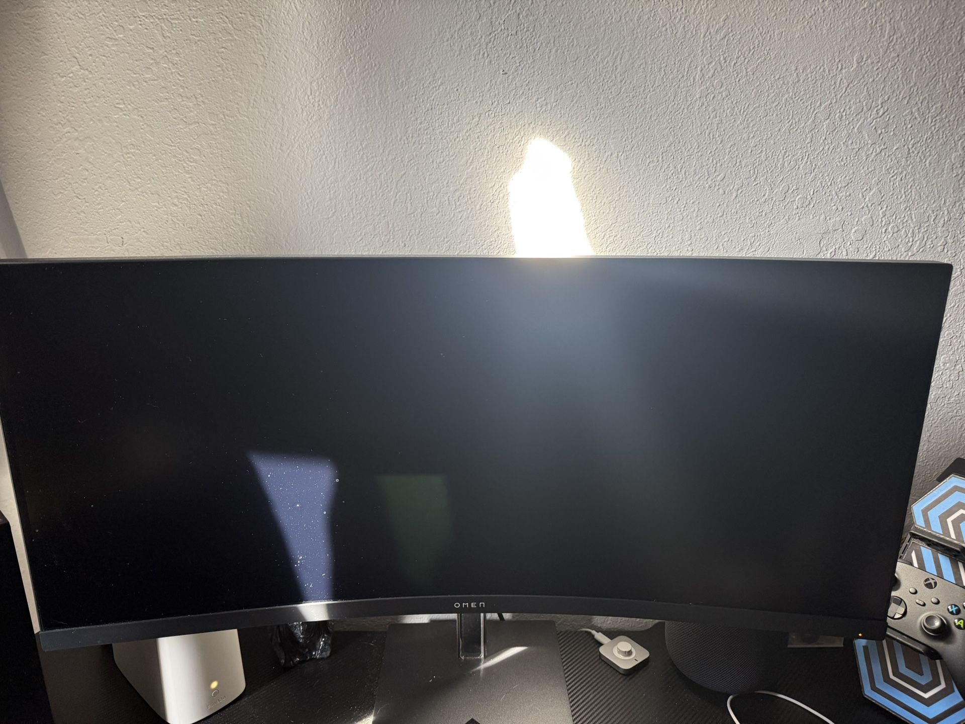 Omen 34in  Curved Gaming Monitor  