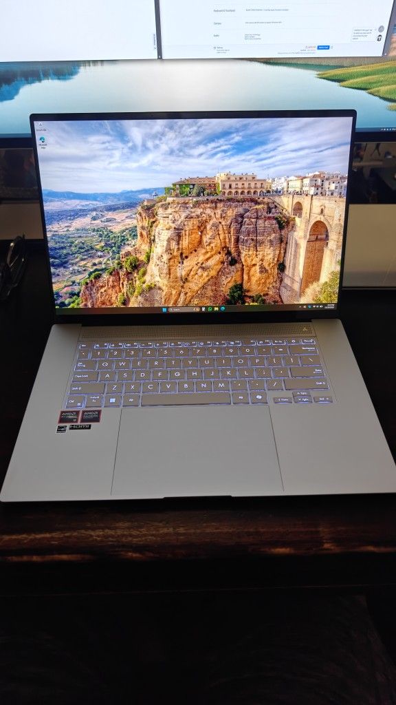 Asus Zenbook S16 OLED AMD Ryzen 9 AI