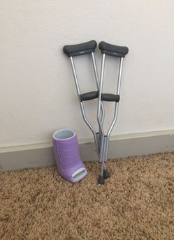 American Girl Doll Crutches and Foot Cast