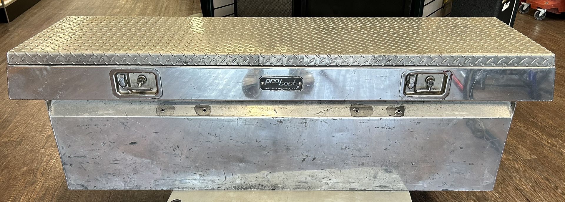 Pro Tech Cab Bed Storage Tool Box W/ Keys