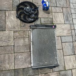 2000 Trans Am Radiator , Electric Fan And Thermostat 