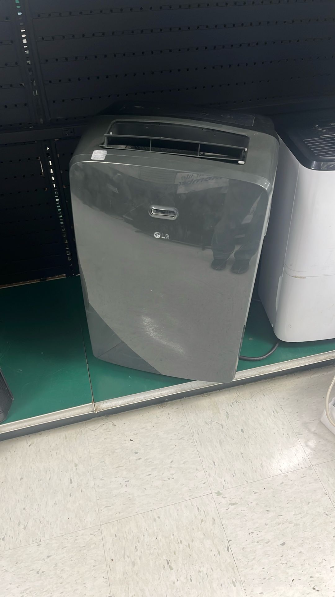 LG Portable AC Air Conditioner Price Negotiable 