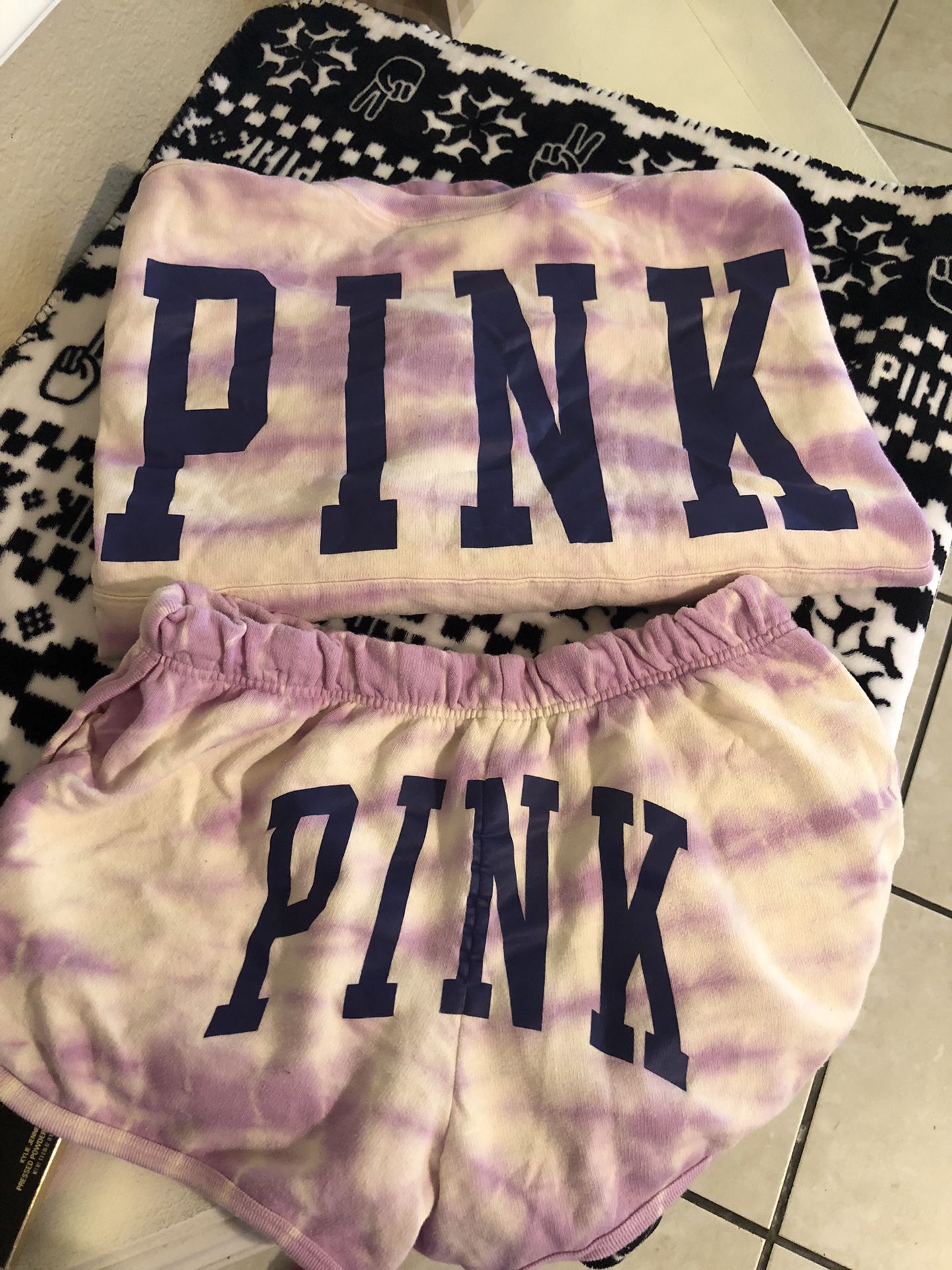 Victoria’s Secret Pink Set Large