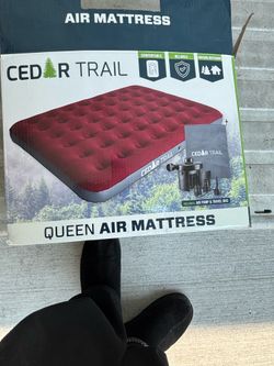 Queen air mattress needs pump