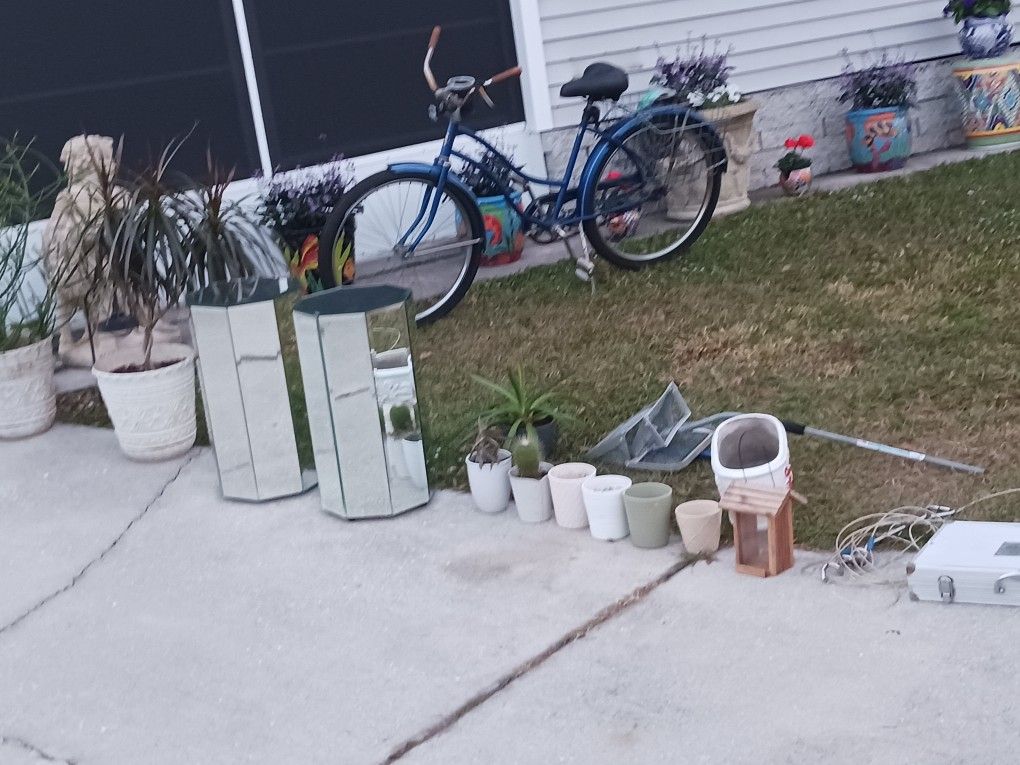 Vintage Blue Huffy Bike