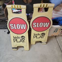 Slow Kids At Play Stand 