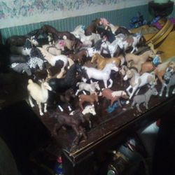 Schleigh Horses Adults $8 A Peice Babies $5 Each Or Buy All For $275..  43 Total