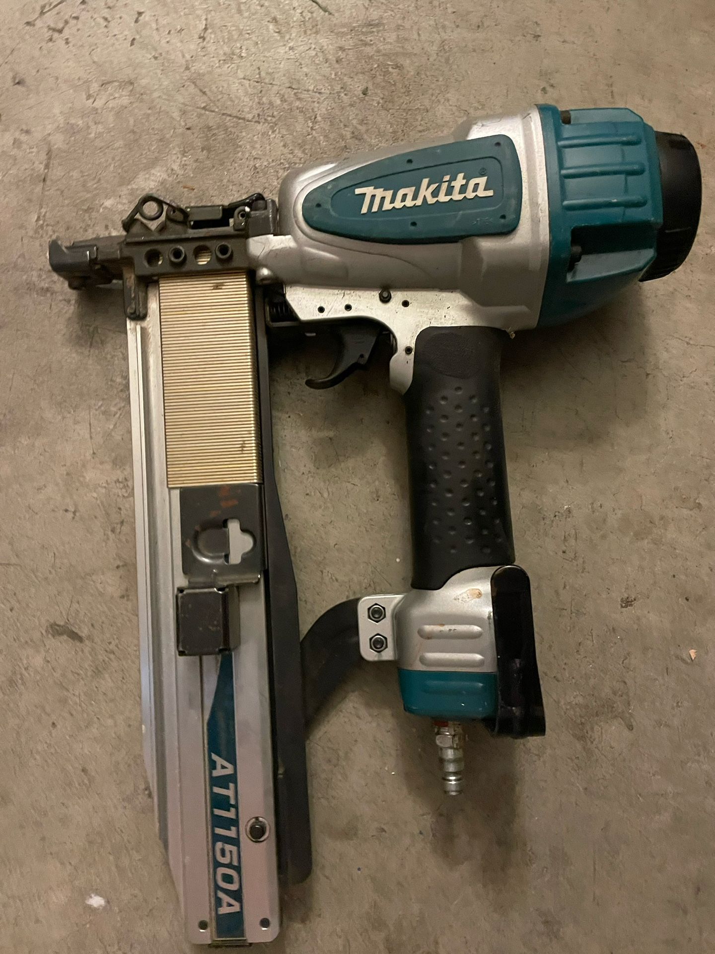  Makita 16Ga Stapler AT1150A