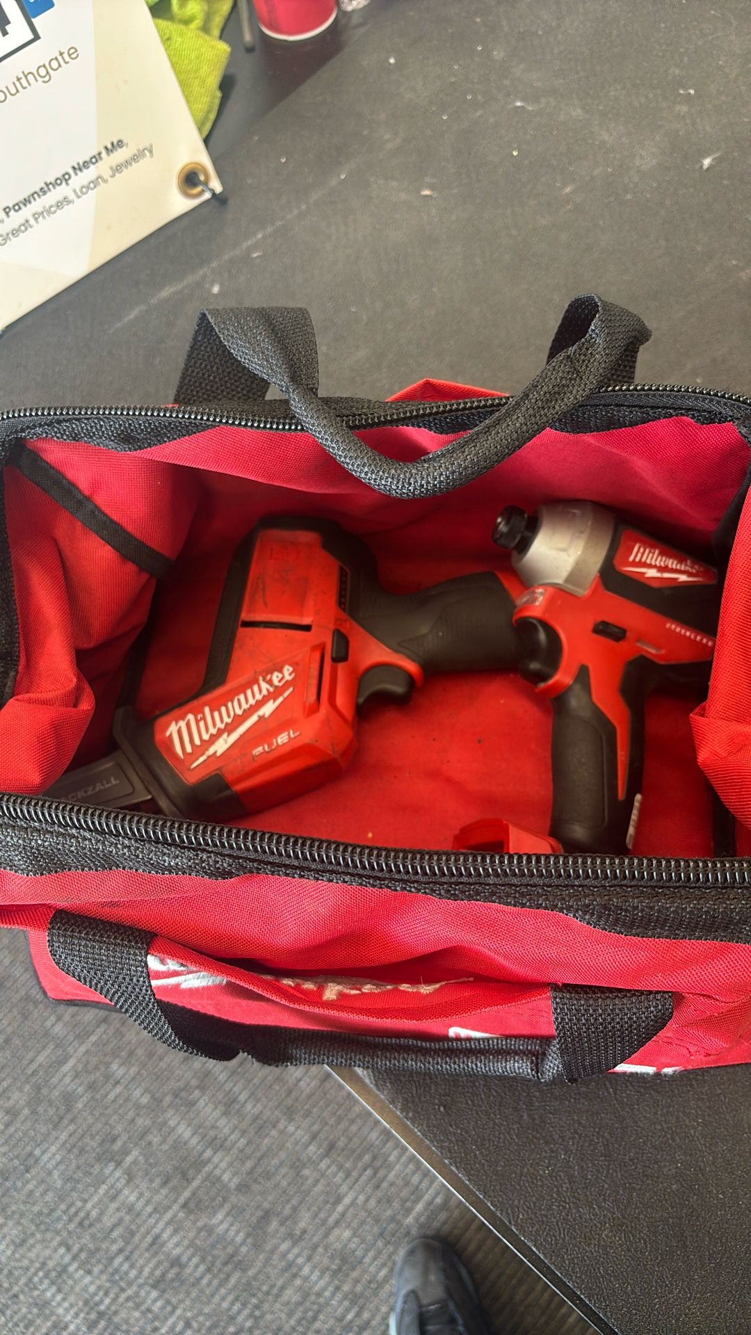 Milwaukee 1/4" Hex Impact Driver & Hackzall