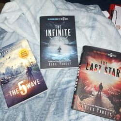 5th Wave Book Trilogy 