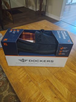 Dockers XL Mens House Slippers