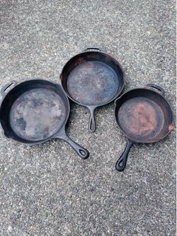 Cast Iron Skillet Set – 3 Pans
