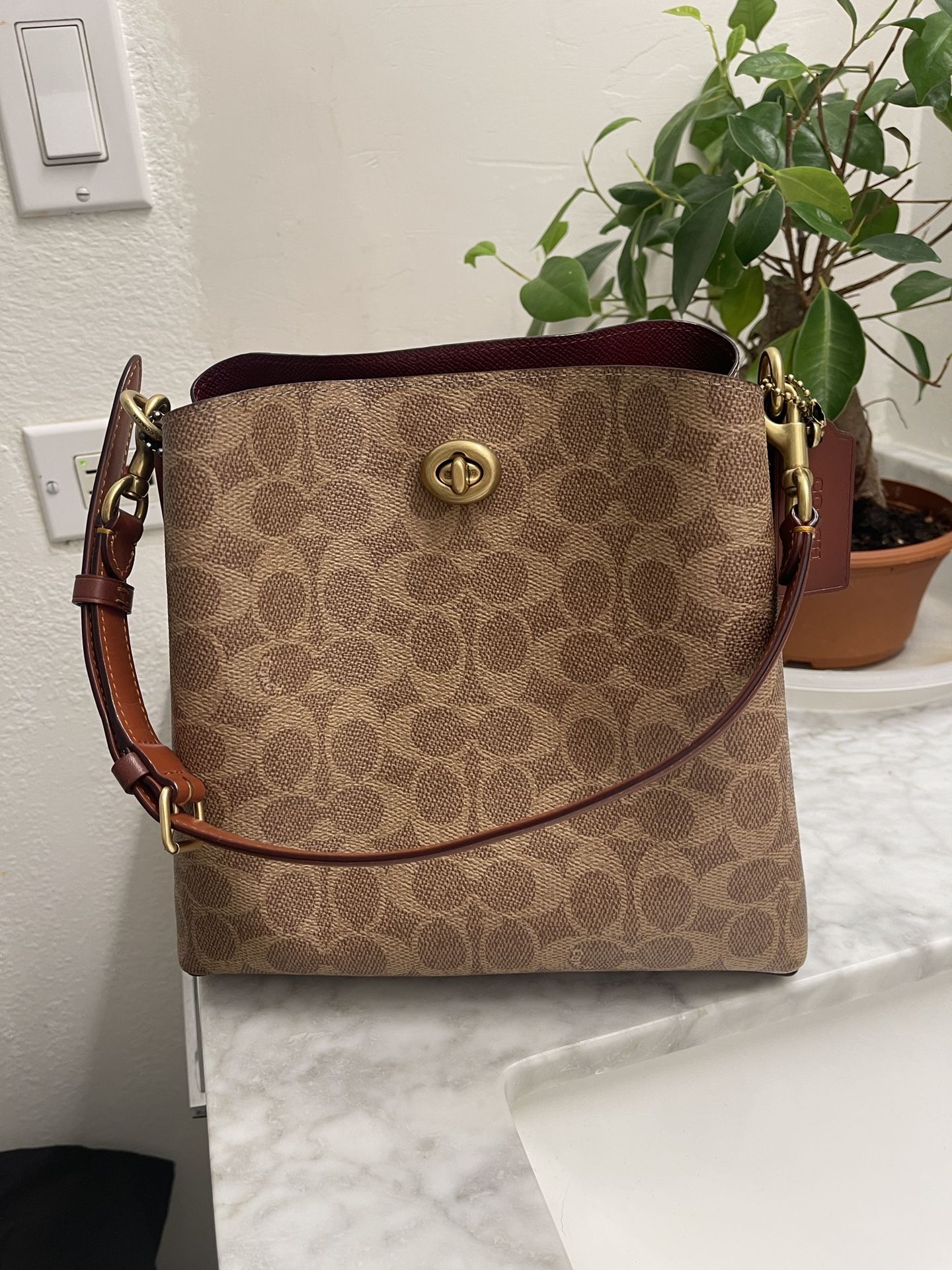 Coach Signature Jacquard in Leather Hand Bag