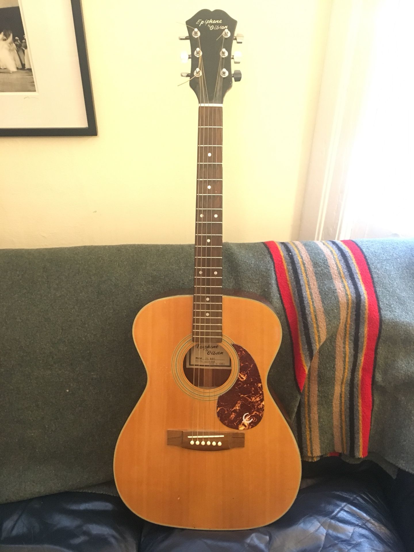 Epiphone by Gibson PR400 acoustic guitar
