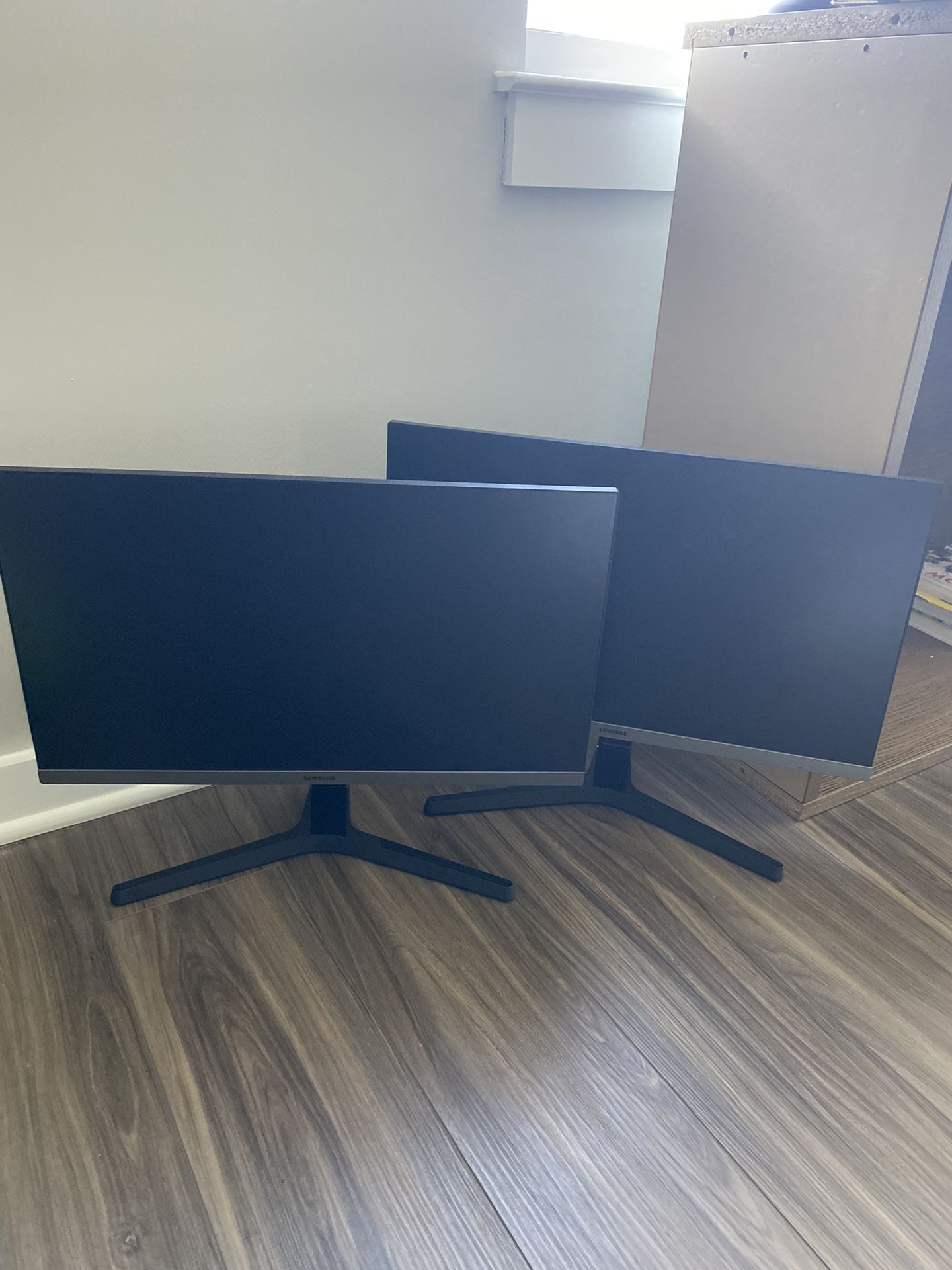 Samsung Computer Screens