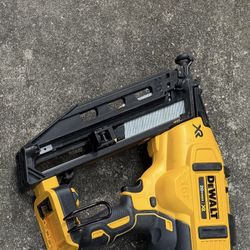 Dewalt Finish Nailer