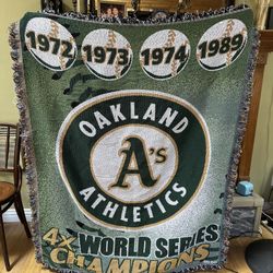 OAKLAND ATHLETICS 48X60 COMMEMORATIVE TAPESTRY BLANKET