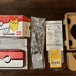 New Nintendo 2DS XL Poke Ball Edition CIB EN