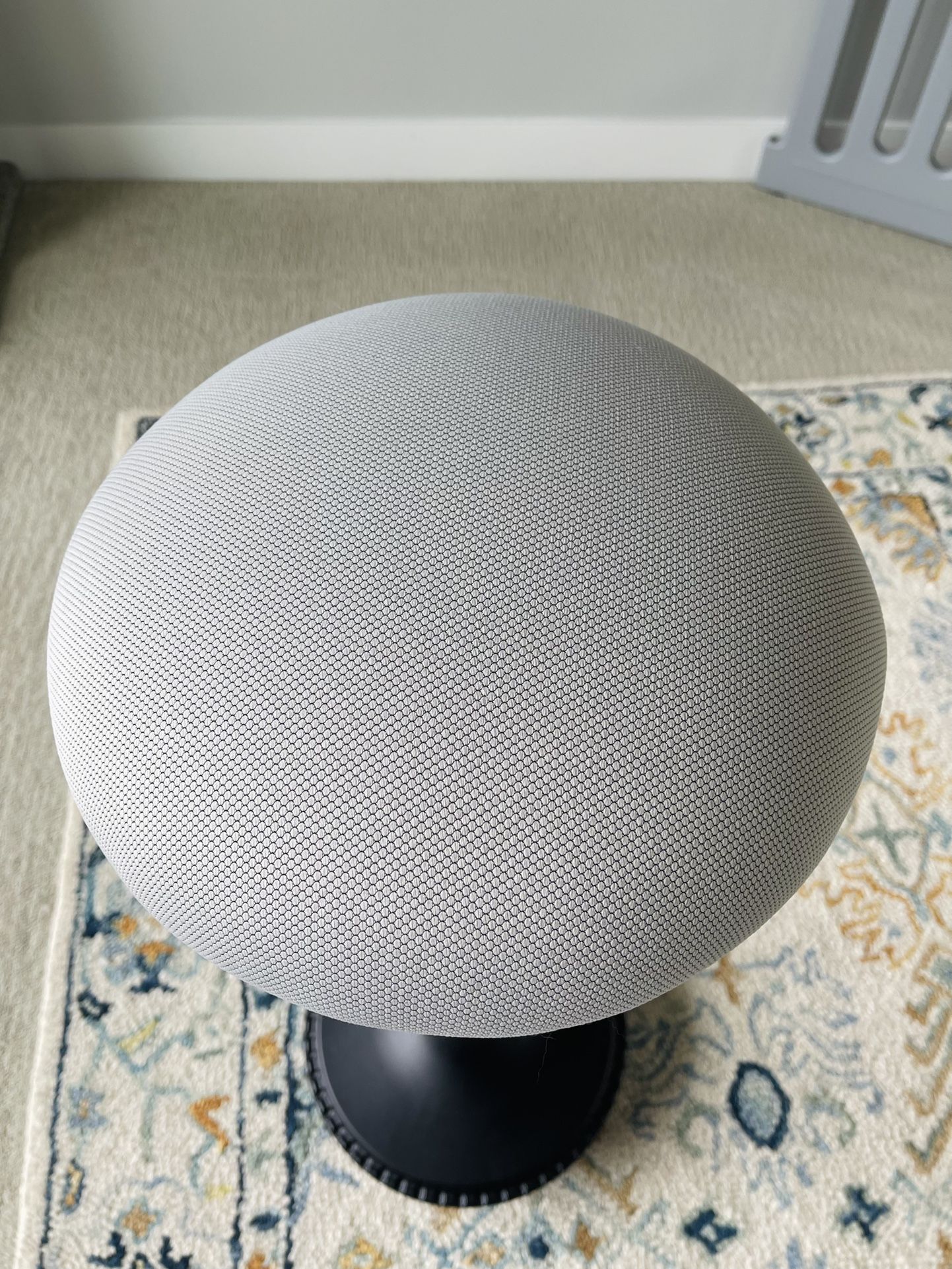 ErgoStool From Autonomous