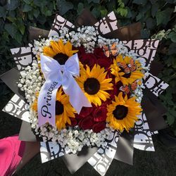 Ramo Buchón Roses Flower Bouquet