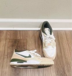 Nike Jorden Shoes For Men’s Size 11