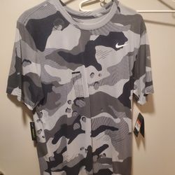 Men's Large Nike