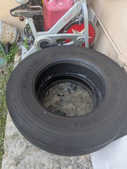 Truck tire