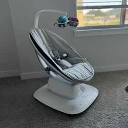 4Moms Mamaroo Swing