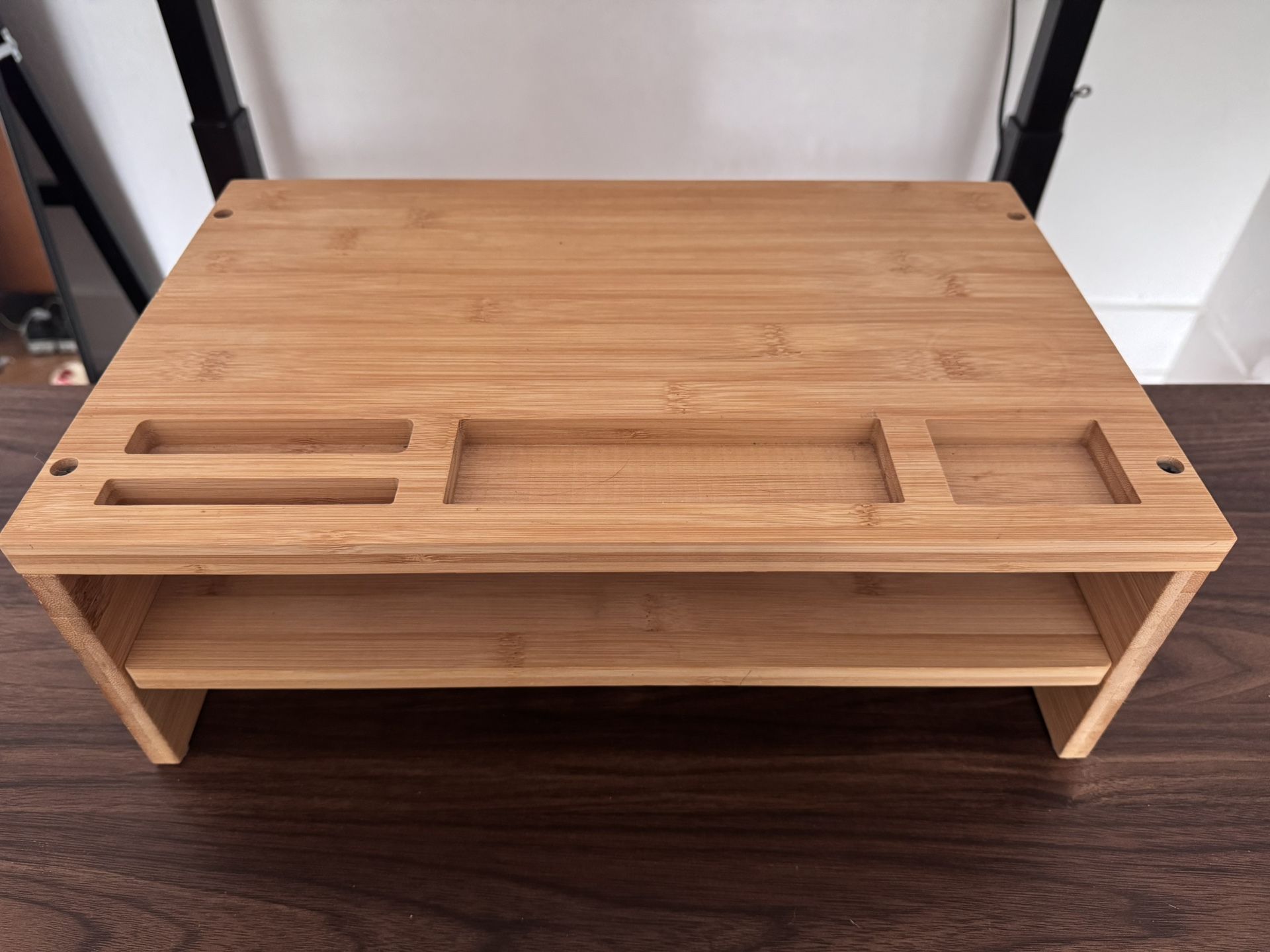 Desk organizer / Monitor stand