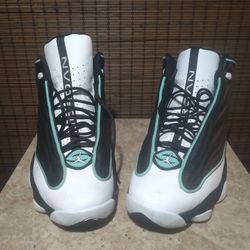 Jordan 13.5? White/Black/Teal, Size 11