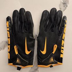 Missouri College Football Gloves Size XL