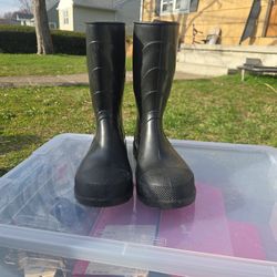 Mens Rubber Work Boots SIZE10