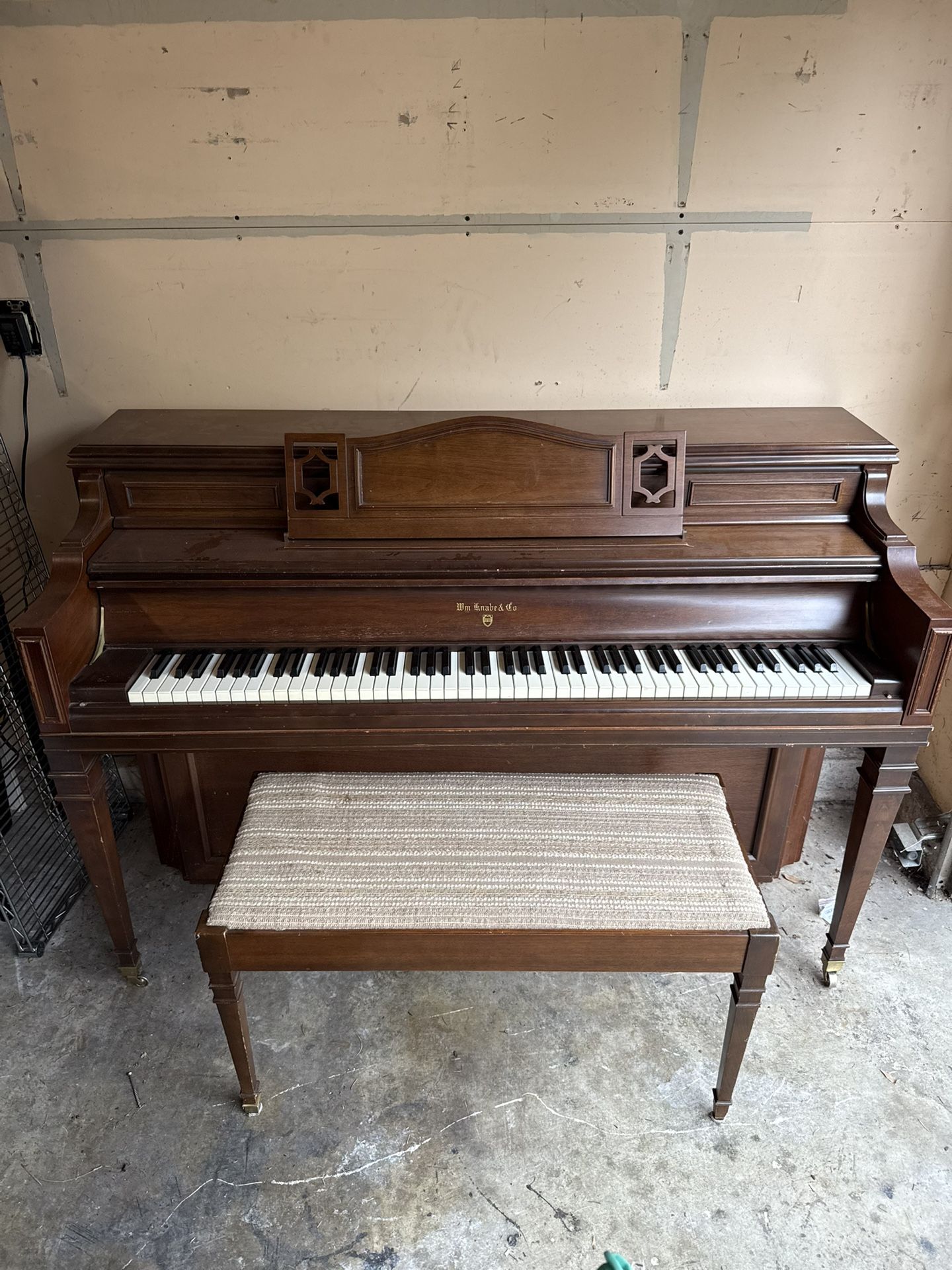 Vintage Wm. Knabe & Co. Upright Piano