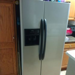 Stainless Steel Frig Kenmore 